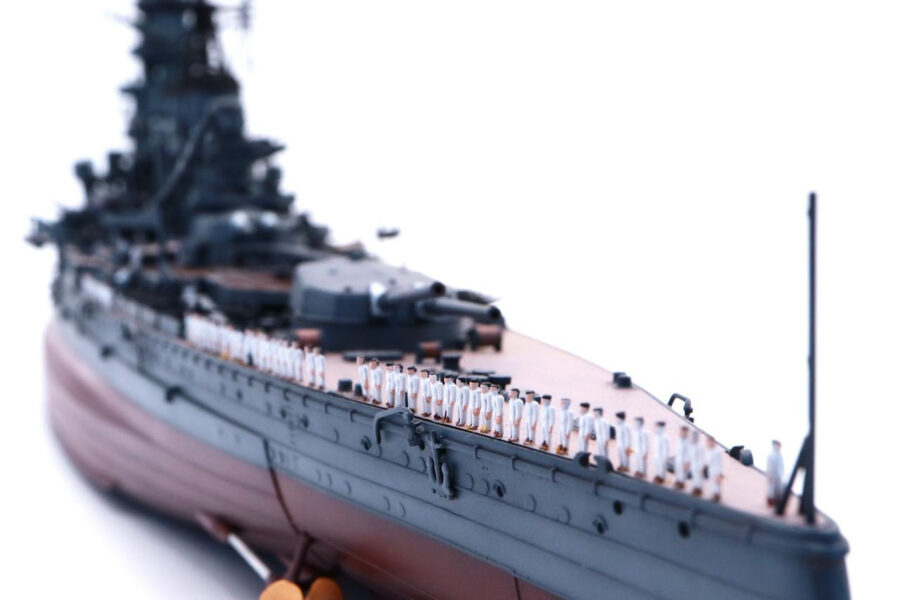 1:350 Scale Fujimi IJN Battleship Fuso 1944 (w/IJN Crew Figure) - Image 4
