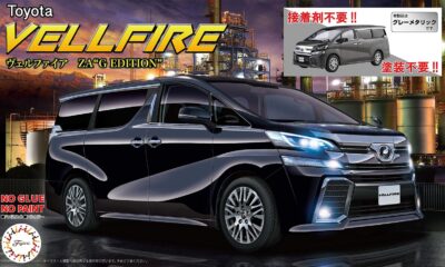 1:24 Scale Fujimi Toyota Vellfire ZA G Edition (Black) Snap Kit