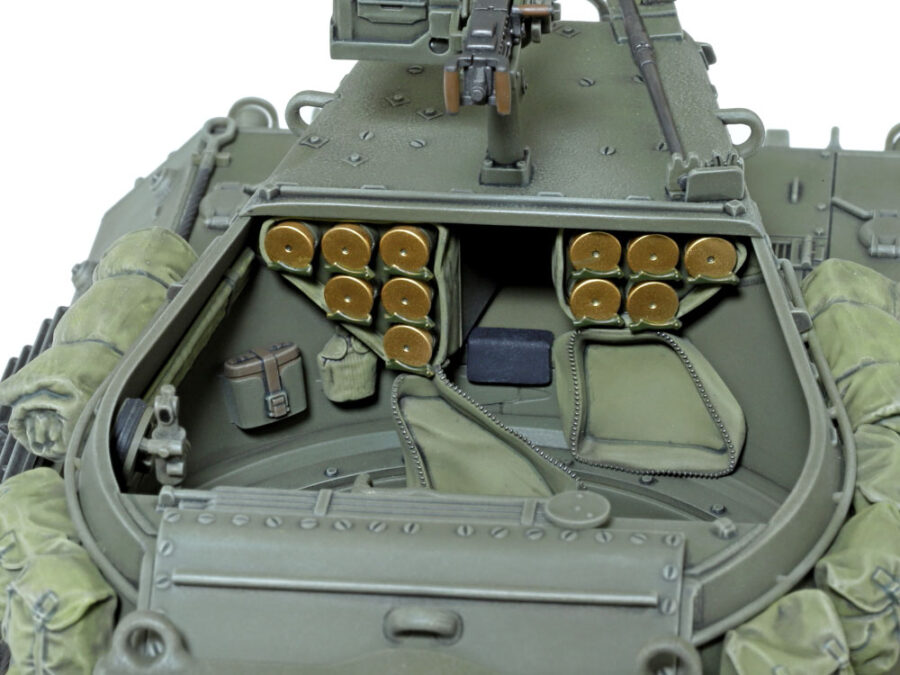1:35 Scale Tamiya U.S. Tank Destroyer M36 Model Kit - Image 8