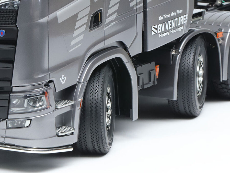 1:14 Scale Tamiya Scania 8X4/4 Radio Control Kit - Image 13