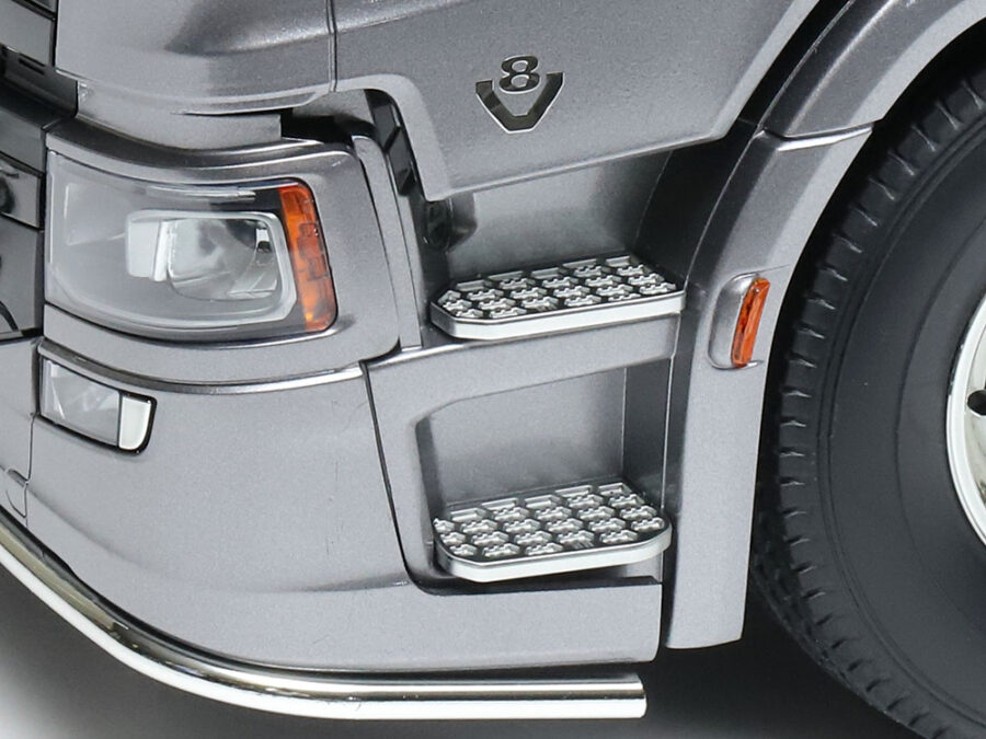 1:14 Scale Tamiya Scania 8X4/4 Radio Control Kit - Image 7