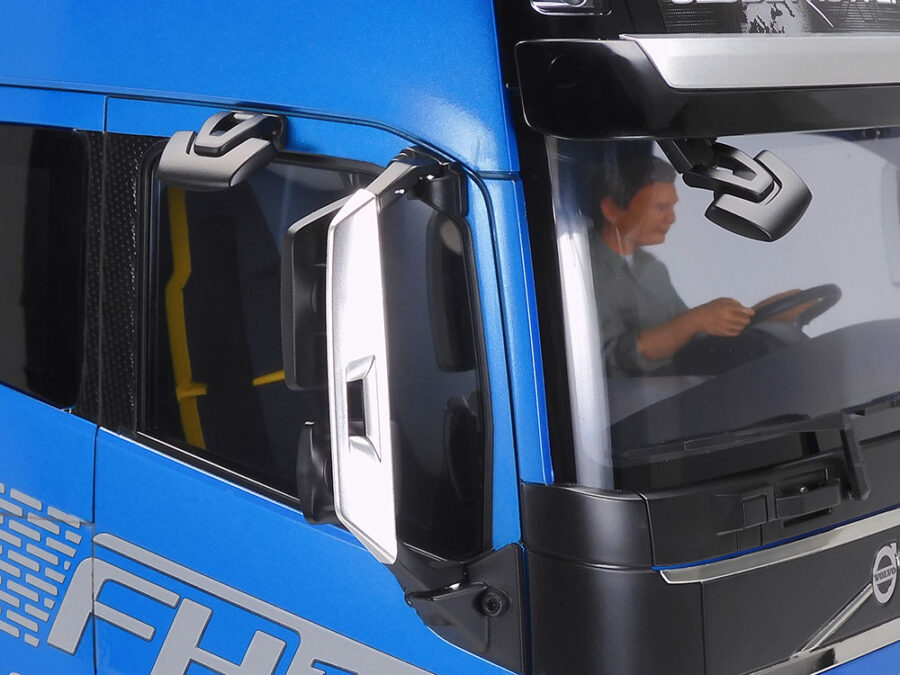 1:14 Scale Tamiya Volvo FH16 XL 750 4x2 Radio Control Kit - Image 9
