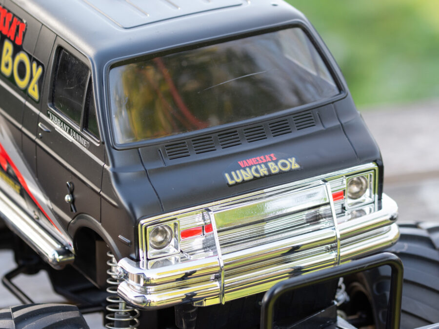 1:10 Scale Tamiya Off-Road Car Lunch Box Black Edition Radio Control Kit - Image 10