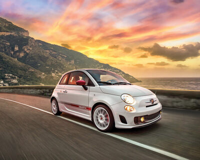 1:24 Scale Italeri Fiat 500 Abarth Model Kit