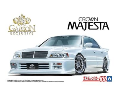 1:24 Scale Aoshima Garson Toyota UZS141 Crown Majesta '91 Car Model Kit