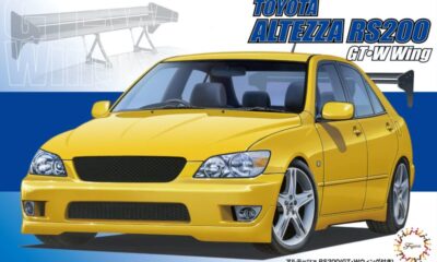 1:24 Scale Fujimi Toyota IS200 Altezza RS200 With GT-W Wing Model Kit