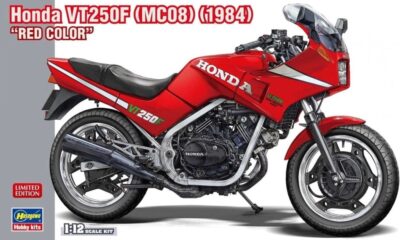 1:12 Scale Hasegawa Honda VT250F (MC08)1984 Model Kit - Red Version