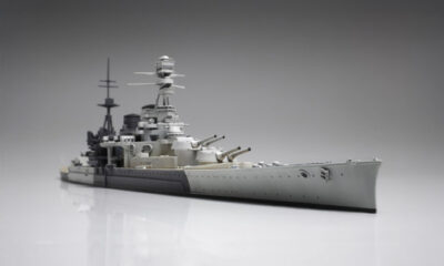 1:700 Tamiya British Battle Cruiser HMS Repulse Model Kit
