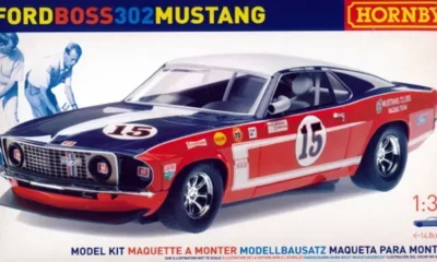 1:32 Scale Hornby Ford Mustang BOSS 302 Model Kit - NOS
