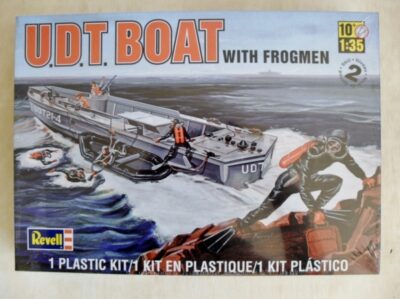 1:35 Scale Revell UDT Boat with Frogmen Model Kit - NOS