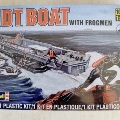 1:35 scale Revell UDT Boat with Frogmen Model Kit - NOS