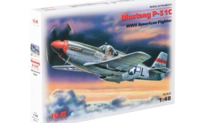 1:48 Scale ICM Mustang P-51C WW2 Fighter Model Kit