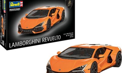 1:24 Scale Revell Lambourghini Revuelto Model Kit