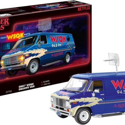 1:25 Scale Revell Stranger Things GMC WSQK Squawk Van Model Kit