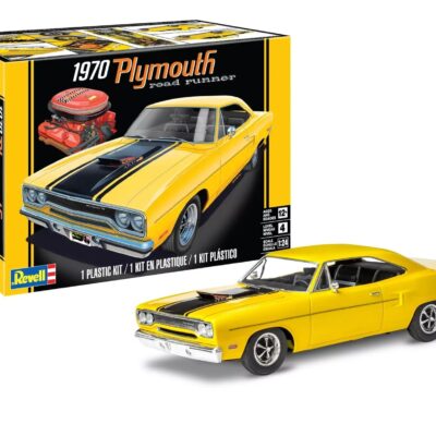 1:24 Scale Revell Plymouth 1970 Road Runner Model Car Kit