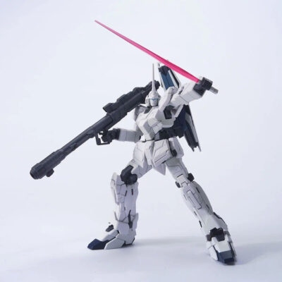 1:144 scale Bandai HGUC RX-0 Unicorn Gundam (Unicorn Mode) Model Kit