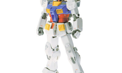 Bandai MG 1:100 RX-78-2 Gundam (Version Ka) Model Kit
